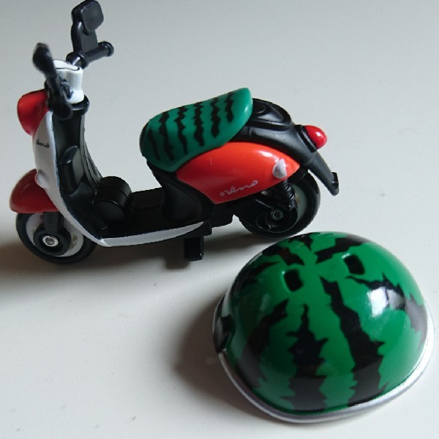 Takara Tomy(タカラトミー)のトミカ 充電させてもらえませんか電動バイク エンタメ/ホビーのおもちゃ/ぬいぐるみ(ミニカー)の商品写真