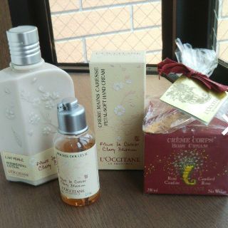 ロクシタン(L'OCCITANE)の交渉中 ロクシタン＊L'OCCITANE クリスマスギフトセット(その他)