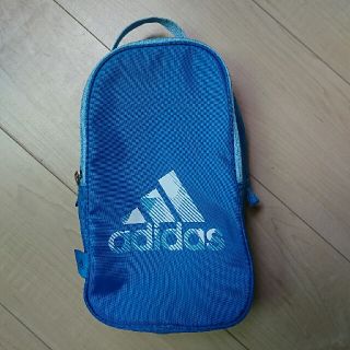 アディダス(adidas)のadidas・シューズケースバック(シューズバッグ)