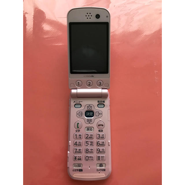 NTTdocomo(エヌティティドコモ)のdocomo f883iES ピンク スマホ/家電/カメラのスマートフォン/携帯電話(携帯電話本体)の商品写真