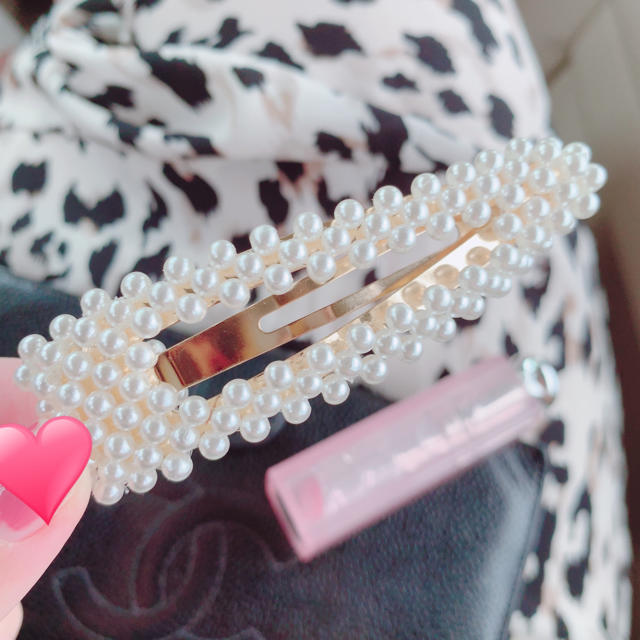 パールピン♡♡ パール 髪留め レディースのヘアアクセサリー(ヘアピン)の商品写真