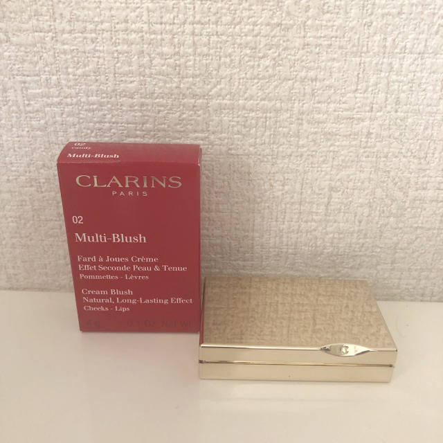 CLARINS(クラランス)の【新品】CLARINS クラランス マルチブラッシュ 02 キャンディー コスメ/美容のベースメイク/化粧品(チーク)の商品写真