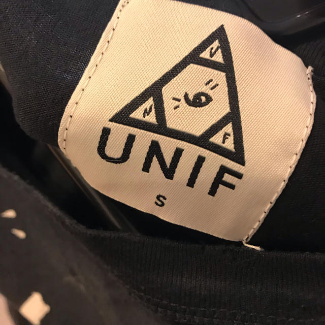 UNIF(ユニフ)のUNIF ギャルソン PRAY カットソー タンクトップ レディースのトップス(タンクトップ)の商品写真