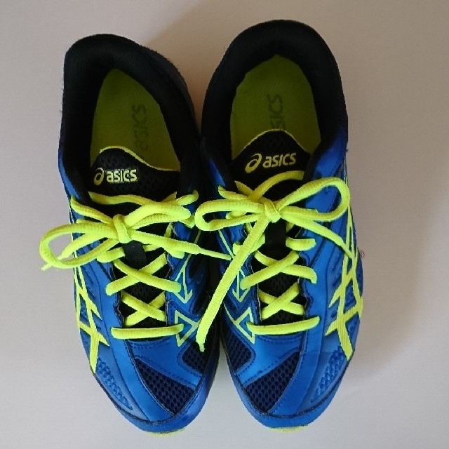 asics(アシックス)のアシックス スニーカー 23.5㎝ キッズ/ベビー/マタニティのキッズ靴/シューズ(15cm~)(スニーカー)の商品写真