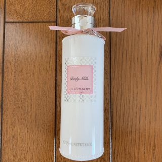 ジルスチュアート(JILLSTUART)のジルスチュアート ボディミルク 新品未使用(ボディローション/ミルク)