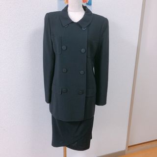 FOXEY(スーツ)のフリマアイテム一覧 FOXEY(スーツ)のフリマアイテム一覧