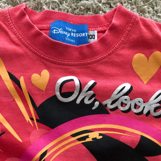 Disney(ディズニー)のディズニーリゾート☆ミニーＴシャツ 100 キッズ/ベビー/マタニティのキッズ服女の子用(90cm~)(Tシャツ/カットソー)の商品写真