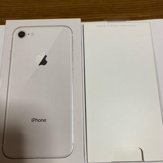 エーユー(au)のau iPhone8 64GB (スマートフォン本体)