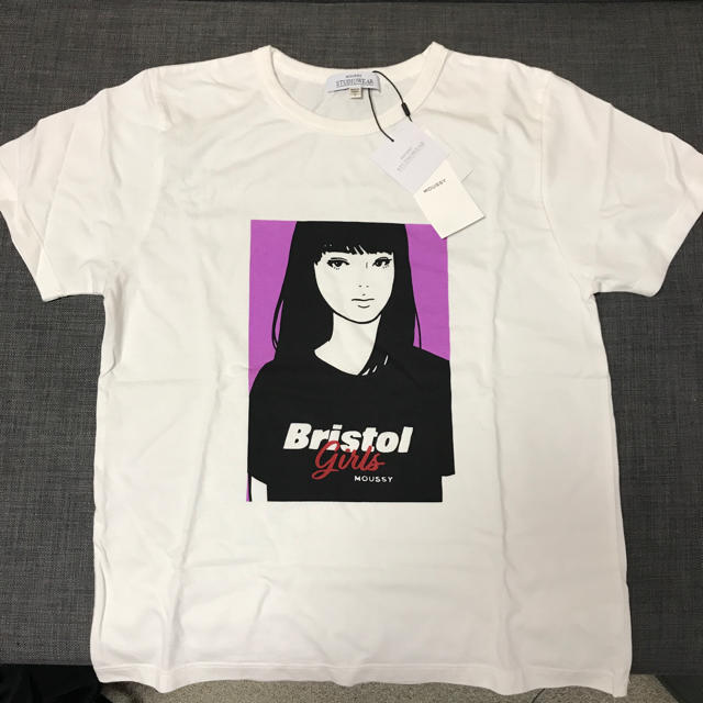 SOPH(ソフ)のBristol×kyne Tシャツ レディースのトップス(Tシャツ(半袖/袖なし))の商品写真