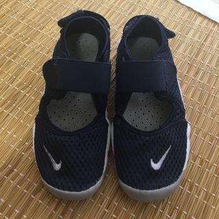 ナイキ(NIKE)のべーやん様 専用 NIKE リフト 19センチ(サンダル)