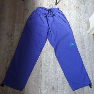 ザノースフェイス(THE NORTH FACE)の【ほぼ美品】ノースフェイス！ナイロンパンツ 青紫系(その他)