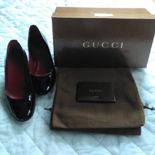 グッチ(Gucci)の【美品】GUCCIパンプス　３４1⁄2　ブラック(ハイヒール/パンプス)