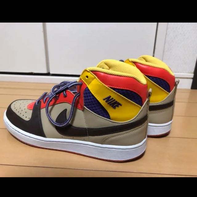 NIKE スニーカー