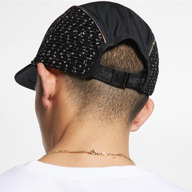 Supreme(シュプリーム)のSupreme Nike cap Boucle Running HAT 新品 メンズの帽子(キャップ)の商品写真