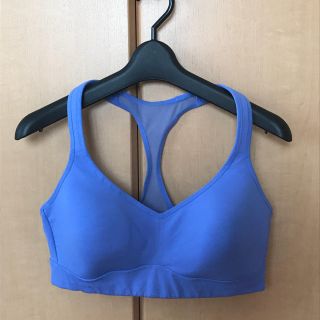 ルルレモン(lululemon)のlululemon スポーツブラ size8(トレーニング用品)