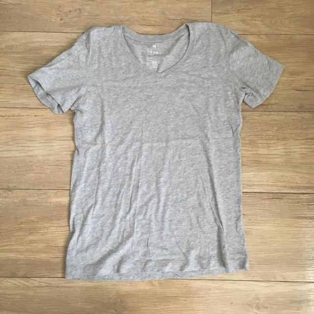 MUJI (無印良品)(ムジルシリョウヒン)の無印良品 Ｔシャツ グレー 美品　XS レディースのトップス(Tシャツ(半袖/袖なし))の商品写真