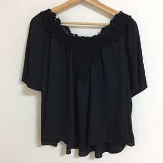 ザラ(ZARA)のZARAトップス(シャツ/ブラウス(半袖/袖なし))