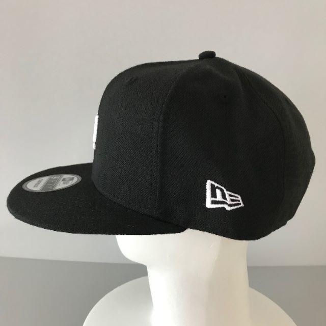 UNDERCOVER(アンダーカバー)のUNDERCOVER x NEWERA ロゴ CAP メンズの帽子(キャップ)の商品写真