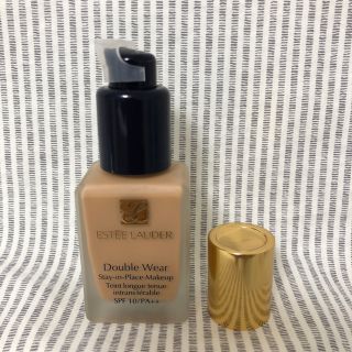 エスティローダー(Estee Lauder)のエスティローダダブルウェア 65ウォームクリーム ポンプ付き(ファンデーション)