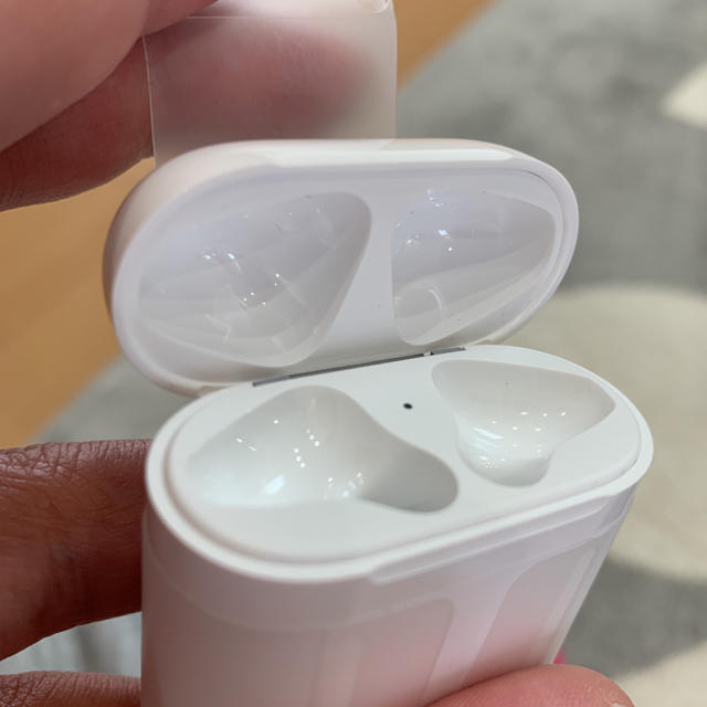 AirPods 専用出品