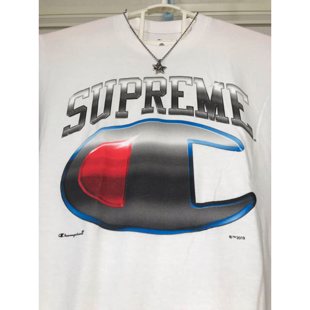 Supreme(シュプリーム)のSupreme チャンピオン Tシャツ Ⓜ️ メンズのトップス(Tシャツ/カットソー(半袖/袖なし))の商品写真