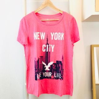 アメリカンイーグル(American Eagle)のほぼ新品未使用！アメリカンイーグル！ネオンピンク NEW YORK tシャツ！(Tシャツ(半袖/袖なし))