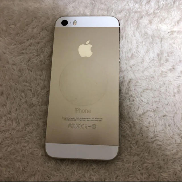 iPhone(アイフォーン)のiPhone 5s Gold 16 GB Softbank スマホ/家電/カメラのスマートフォン/携帯電話(スマートフォン本体)の商品写真