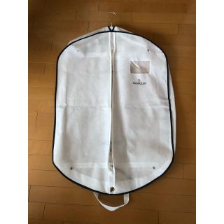 モンクレール(MONCLER)のモンクレール ガーメント ハンガー 非売品(押し入れ収納/ハンガー)