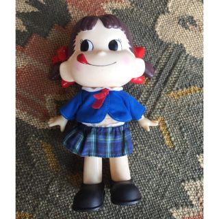 フジヤ(不二家)の【コレクション】【不二家】JK ペコちゃん 高さ約25㎝(キャラクターグッズ)