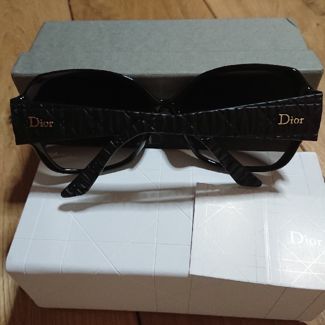 Dior(ディオール)の☆Dior☆rarararan様ご専用 レディースのファッション小物(サングラス/メガネ)の商品写真