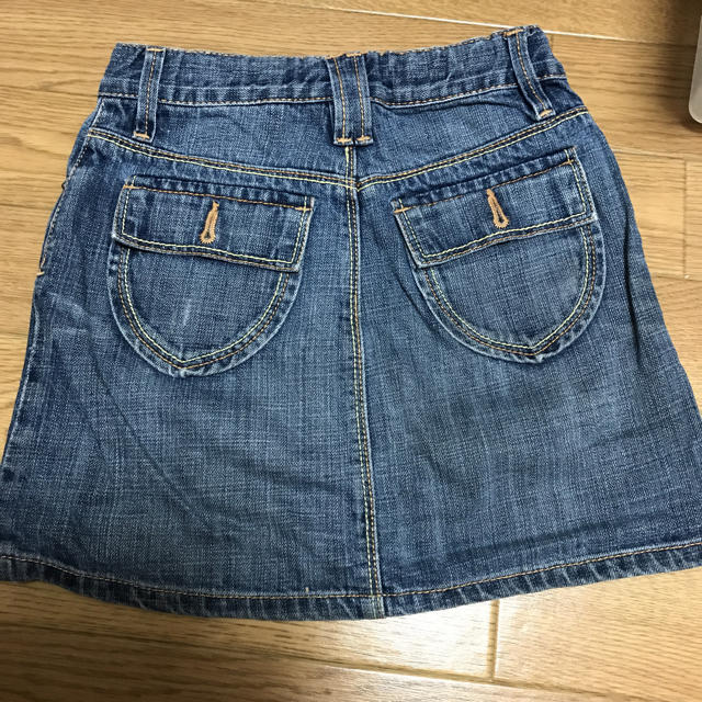 GAP Kids(ギャップキッズ)のGap Denim 刺繍スカート 130 キッズ/ベビー/マタニティのキッズ服女の子用(90cm~)(スカート)の商品写真