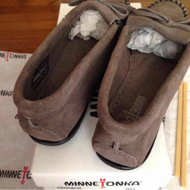 Minnetonka(ミネトンカ)の新品 8 ミネトンカ キルティモカシン レディースの靴/シューズ(ローファー/革靴)の商品写真