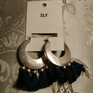 スライ(SLY)のSLY  フリンジ付きピアス(ピアス)