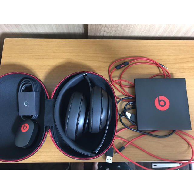 Beats by Dr Dre(ビーツバイドクタードレ)のbeats studio wireless スマホ/家電/カメラのオーディオ機器(ヘッドフォン/イヤフォン)の商品写真