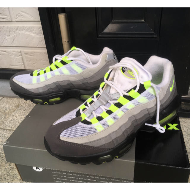 超美品NIKE AIR MAX 95 OGイエローグラデ美品エアマックスボルト-