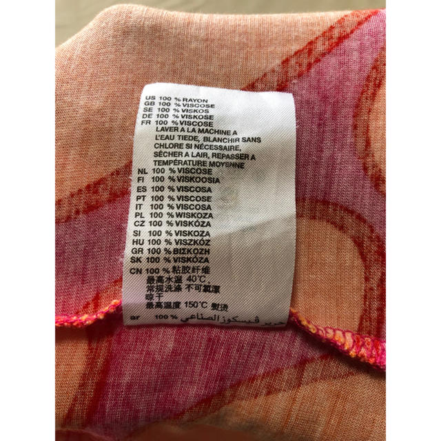 marimekko(マリメッコ)のマリメッコ H&M コラボ Tシャツ Mサイズ レディース レディースのトップス(Tシャツ(半袖/袖なし))の商品写真