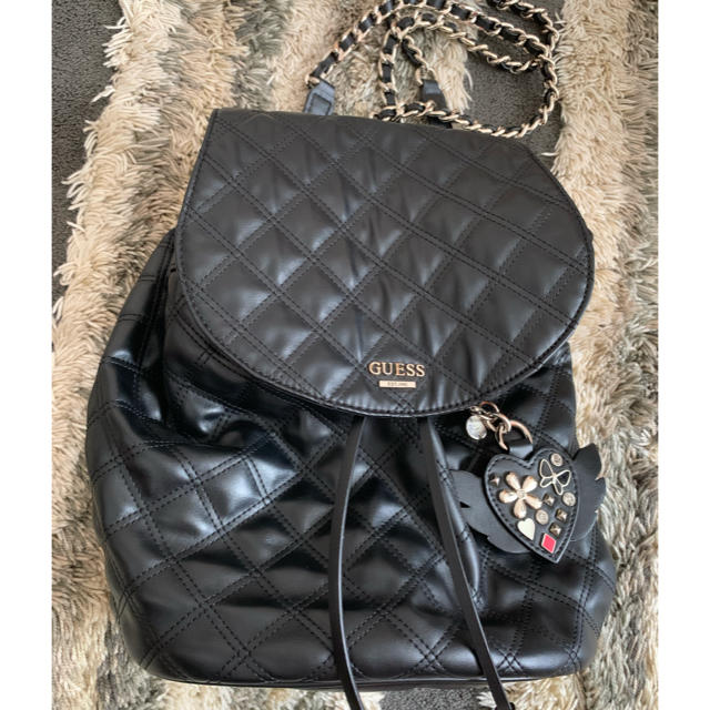 【guess】リュック、バックパック【美品】