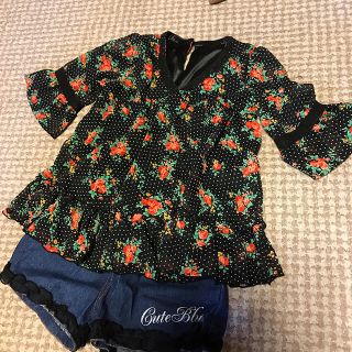 イングファースト(INGNI First)のイングファースト❤︎100.110 シフォンフリルトップス小花柄(Tシャツ/カットソー)