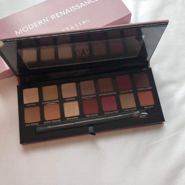 Sephora(セフォラ)のアナスタシア modern renaissance アイシャドウ パレット コスメ/美容のベースメイク/化粧品(アイシャドウ)の商品写真