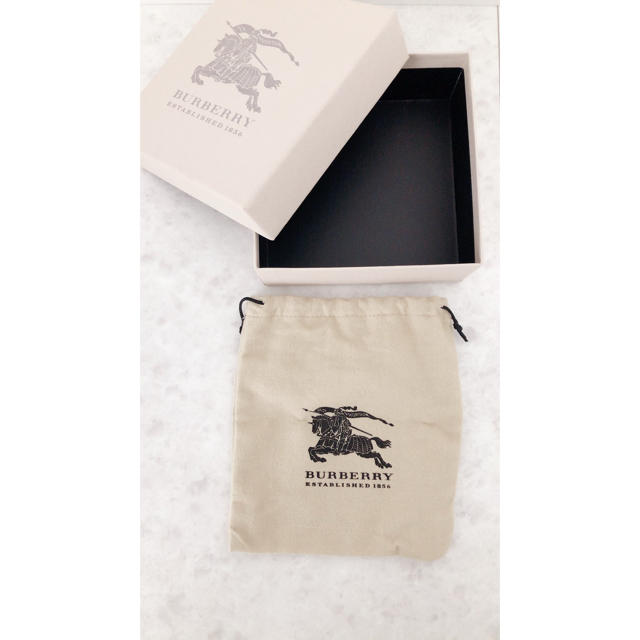 BURBERRY(バーバリー)のBurberry バーバリー 箱&袋セット レディースのバッグ(ショップ袋)の商品写真