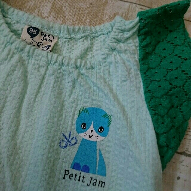 Petit jam(プチジャム)のプチジャム 半袖 グリーン カットソー 95 キッズ/ベビー/マタニティのキッズ服女の子用(90cm~)(Tシャツ/カットソー)の商品写真