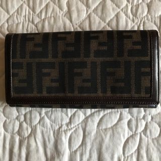 フェンディ(FENDI)のフェンディ  ズッカ柄  ファスナー 長財布(財布)