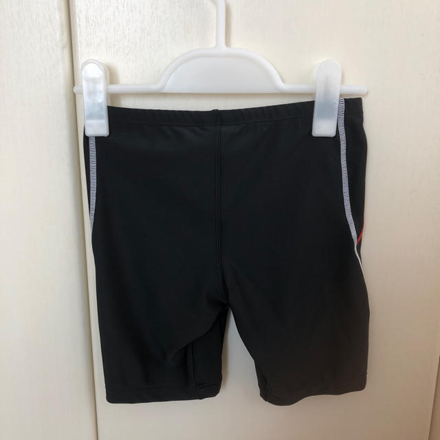 adidas(アディダス)の新品 未使用 アディダス 水着 130センチ キッズ/ベビー/マタニティのキッズ服男の子用(90cm~)(水着)の商品写真