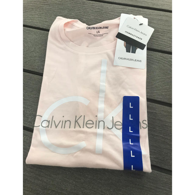 Calvin Klein(カルバンクライン)の最安 カルバンクライン tシャツ 新品未使用 レディースのトップス(Tシャツ(半袖/袖なし))の商品写真