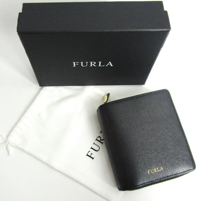 レザーカラー未使用・極美品【フルラ】二つ折り財布 レザー ブラック 正規品
