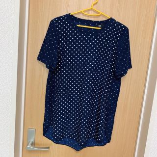 ユニクロ(UNIQLO)の[美品] UNIQLO M ネイビー ドット ユニクロ(シャツ/ブラウス(半袖/袖なし))