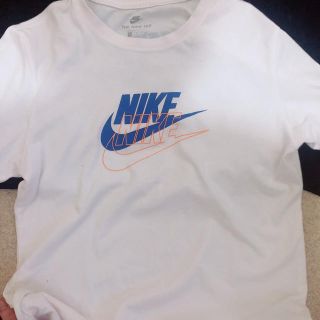 ナイキ(NIKE)のNIKE Tシャツ(Tシャツ/カットソー(半袖/袖なし))