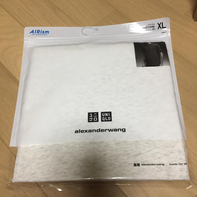 UNIQLO(ユニクロ)の☆XLサイズ☆ UNIQLO and alexanderwang AIRism メンズのトップス(Tシャツ/カットソー(半袖/袖なし))の商品写真