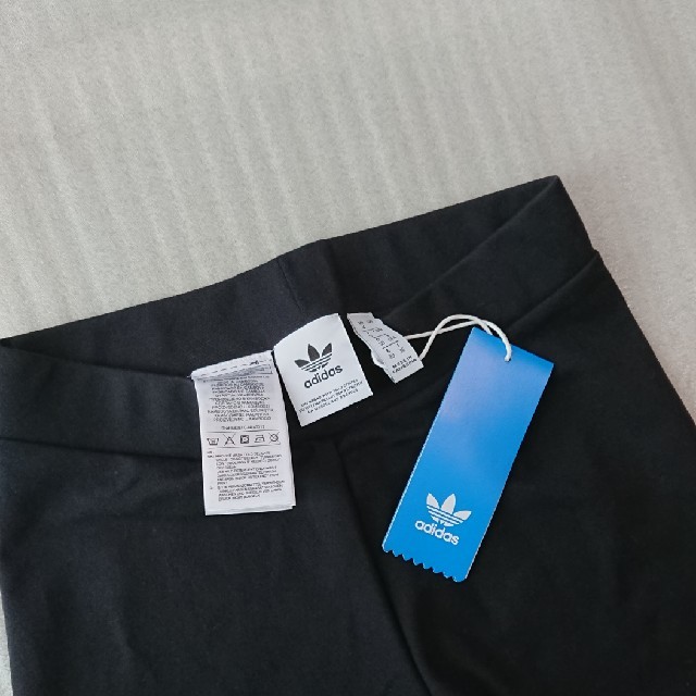 adidas(アディダス)の専用⭐︎UK6＊adidas＊ブラックロゴレギンス レディースのレッグウェア(レギンス/スパッツ)の商品写真