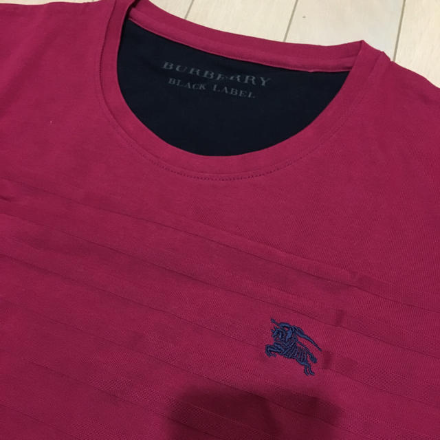 BURBERRY BLACK LABEL(バーバリーブラックレーベル)のバーバリー、メンズ、カットソー、Tシャツ、長袖、赤、ワインレッド、ボーダー、 メンズのトップス(Tシャツ/カットソー(七分/長袖))の商品写真